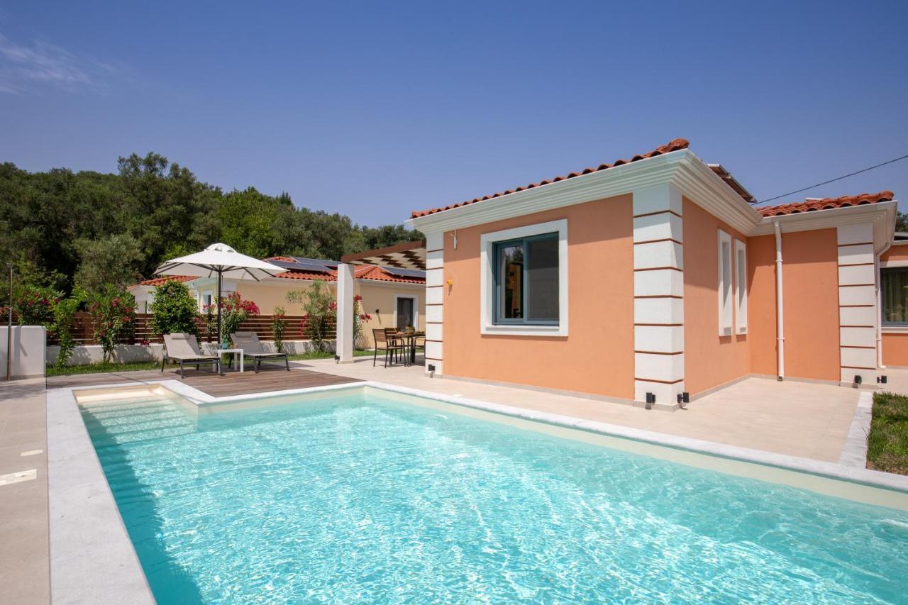 Perithia Suites Exterior photo