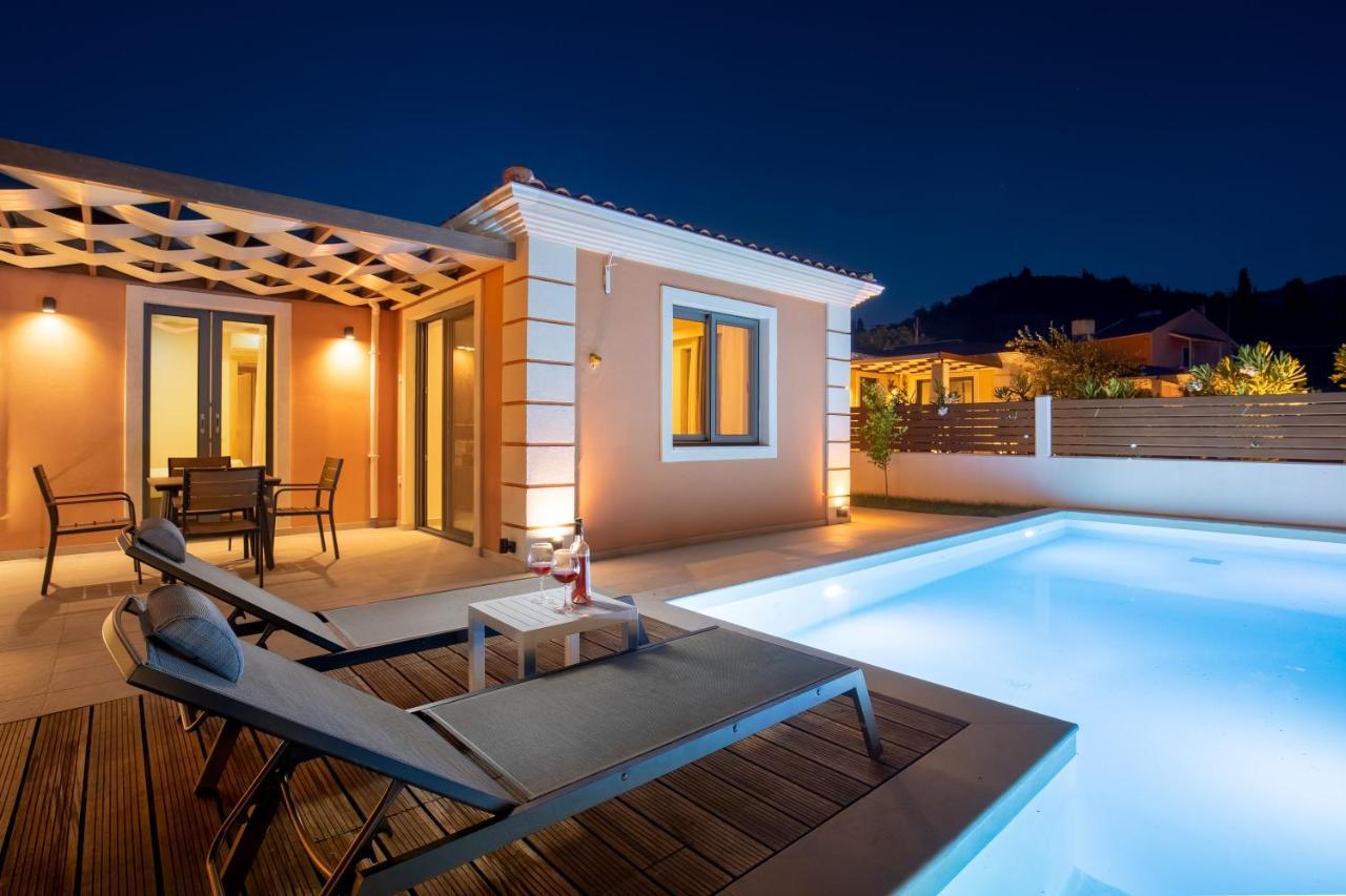 Perithia Suites Exterior photo